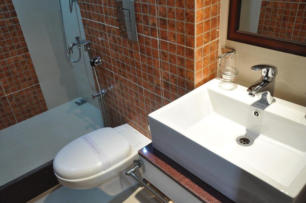 Silk Route Hotell Guwahati Rum bild